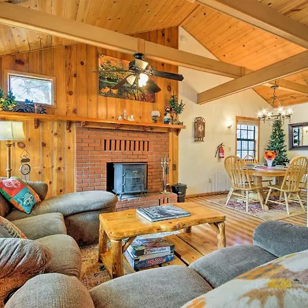 Big Bear Cabin With Deck And Hot Tub, Near Resorts! Big Bear Lake Exterior foto